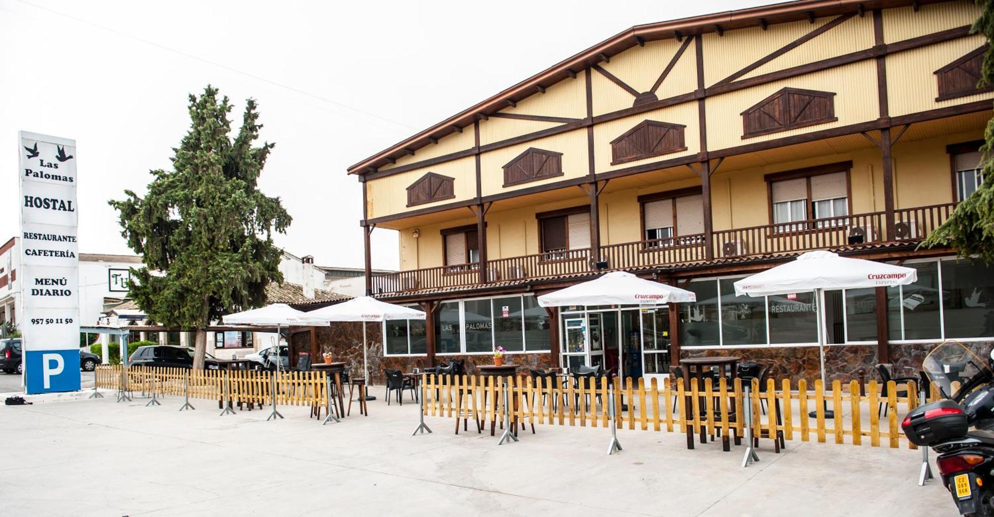 Hostal Las Palomas Lucena Luaran gambar